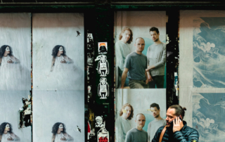 IskweSaxsyndrumCloseTalker